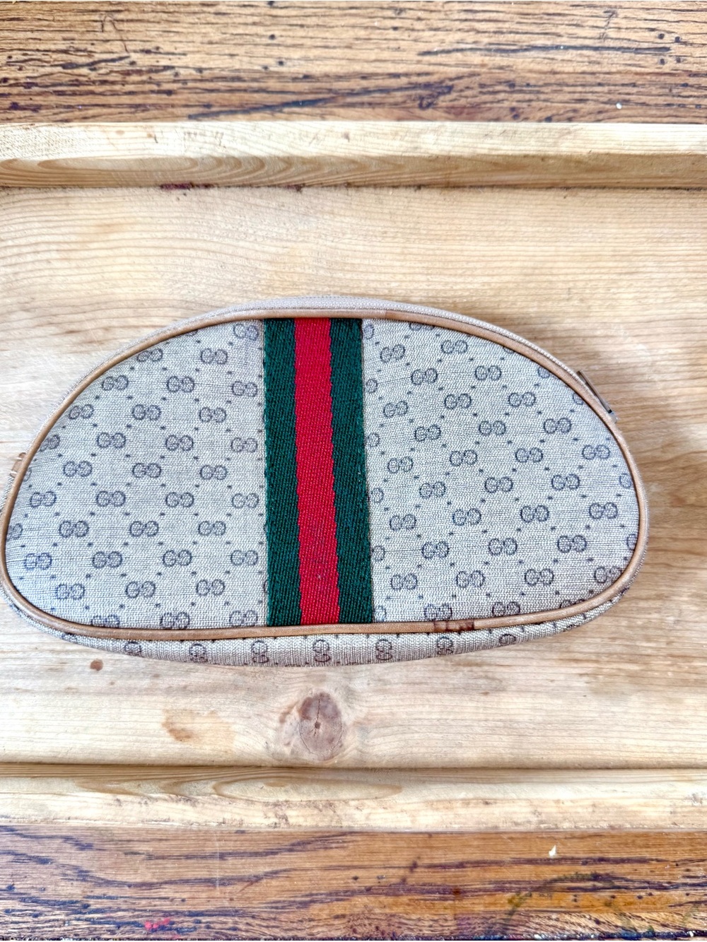 Vtg Gucci Clutch GG Supreme Monogram Cosmetic Pouch Gold Crest Logo Web Stripe